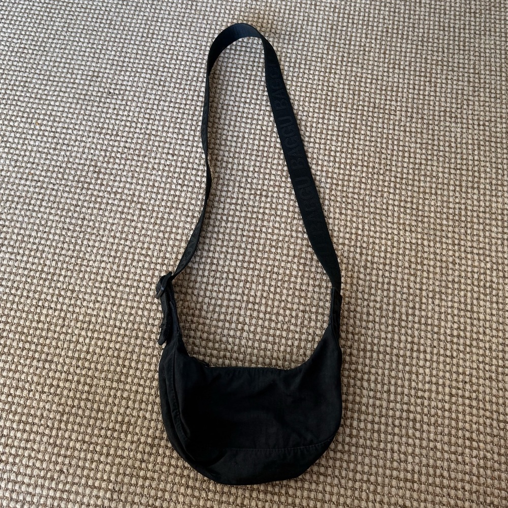 BAGGU Black Shoulder Bag